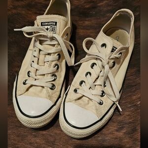 Converse Cream Low-Top Sneakers